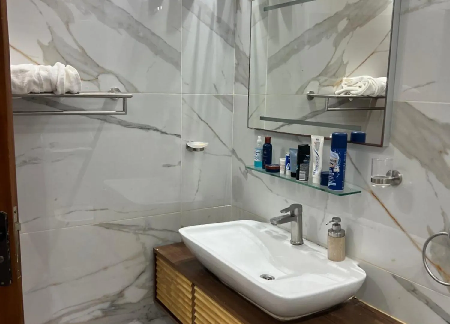 Appart 1Er Etage Dakar Apartment