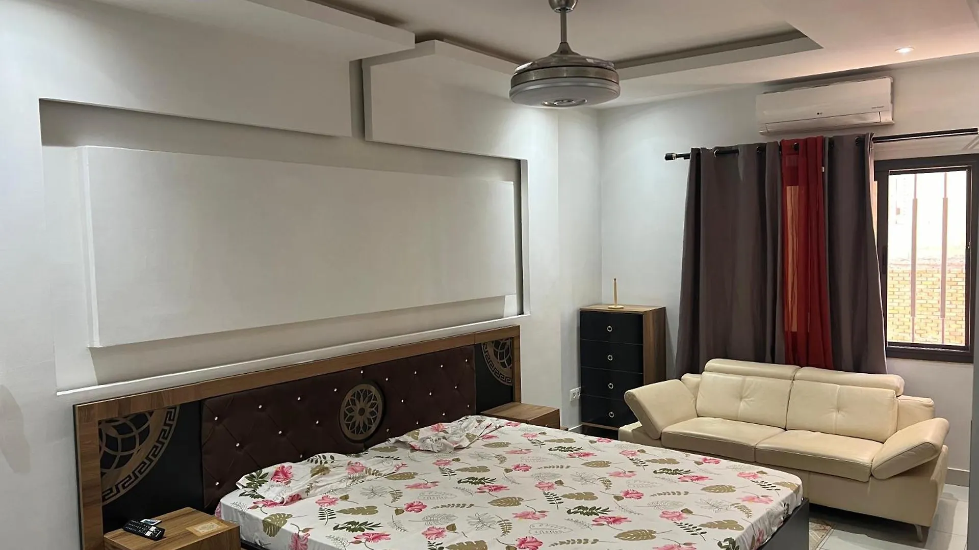 Appart 1Er Etage Dakar
